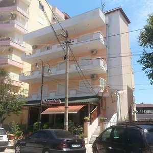  Apartment Christos